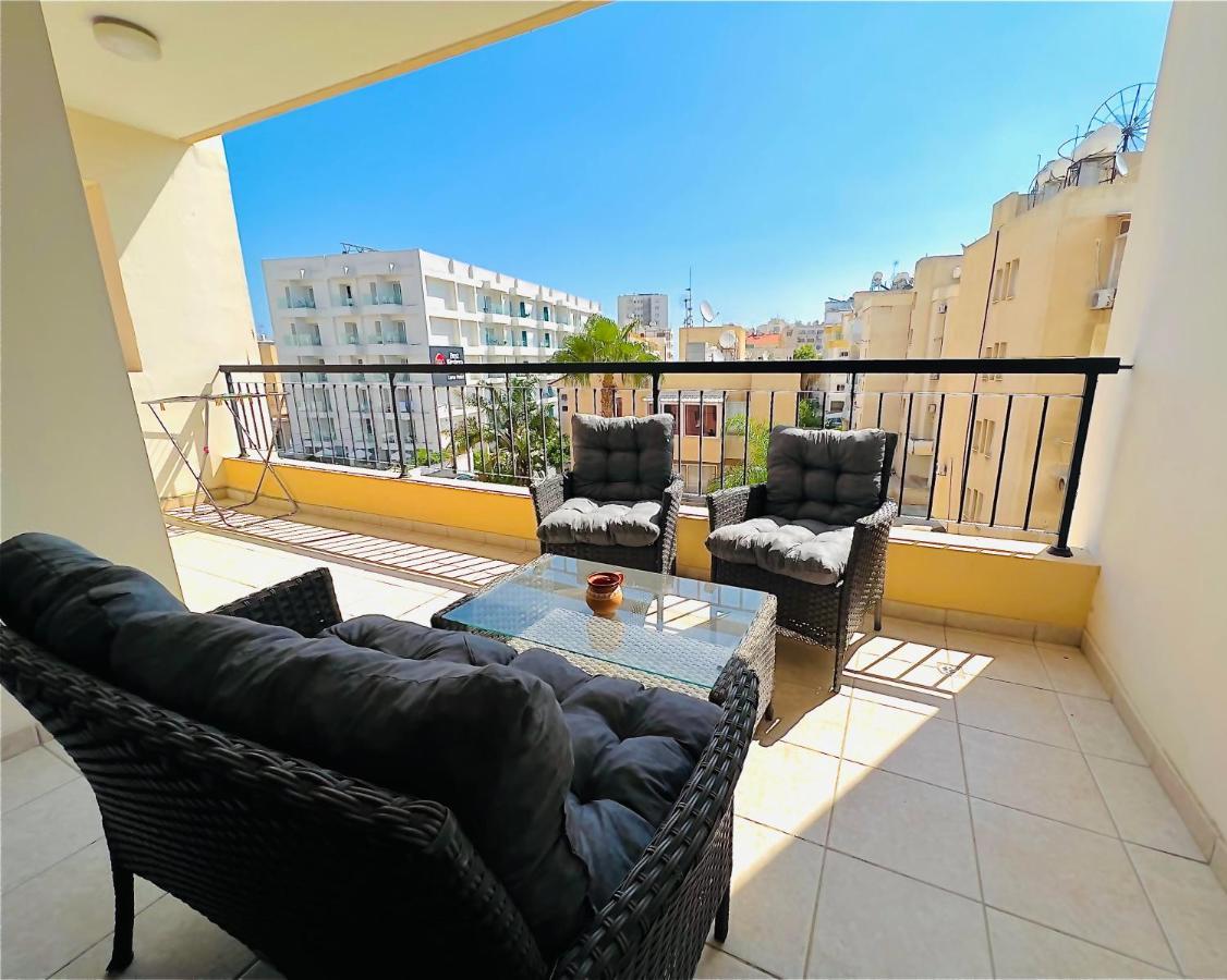 Mackenzie Apartment 301 Larnaca Extérieur photo